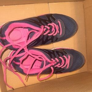 Champion Women's Pink and Black Sneakers